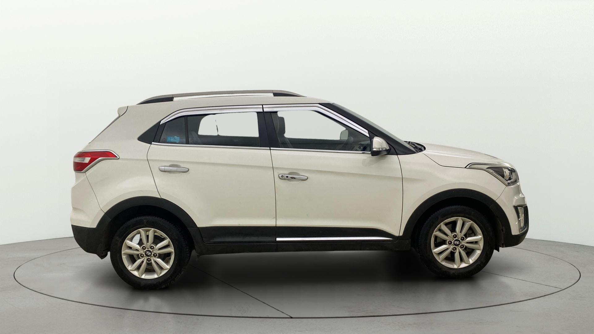 View 2016 Hyundai Creta 1.6 SX Plus Petrol Image 8 Used 2016 Hyundai Creta 1.6 SX Plus Petrol Image 8