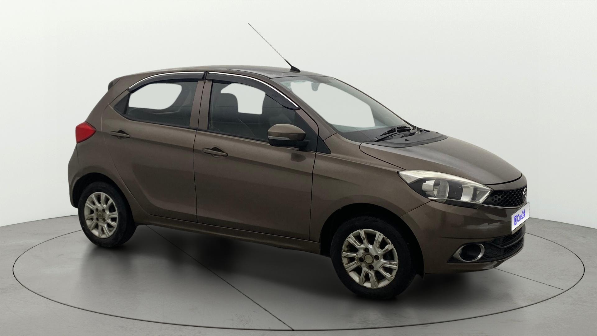 View 2017 Tata Tiago Revotorq XB Image 35 Used 2017 Tata Tiago Revotorq XB Image 35