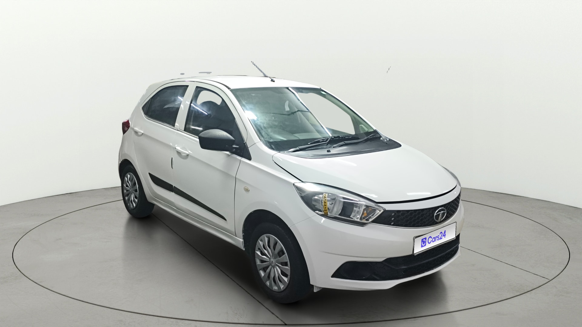 View 2019 Tata Tiago Revotorq XB Image 36 Used 2019 Tata Tiago Revotorq XB Image 36