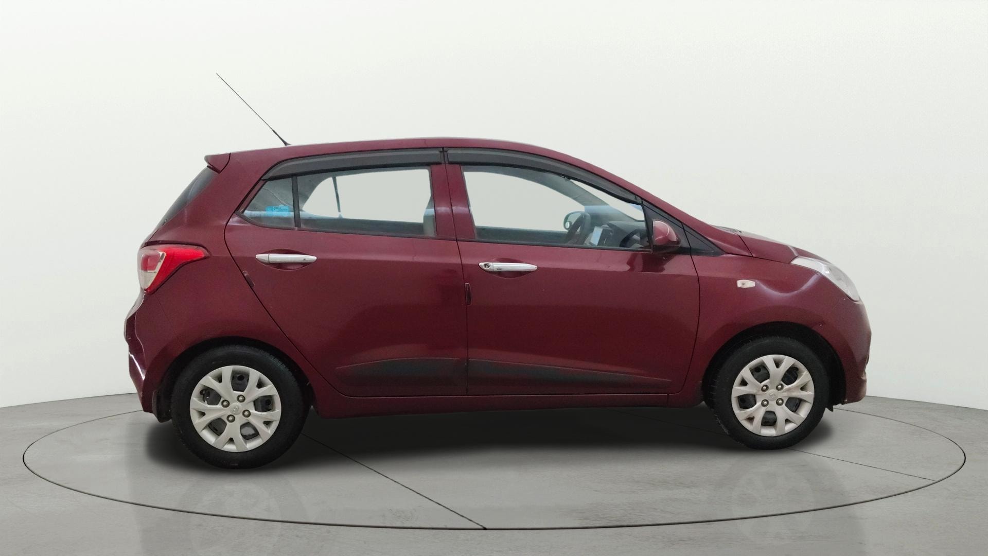 View 2016 Hyundai Grand i10 Magna 1.2 Kappa VTVT Image 25 Used 2016 Hyundai Grand i10 Magna 1.2 Kappa VTVT Image 25