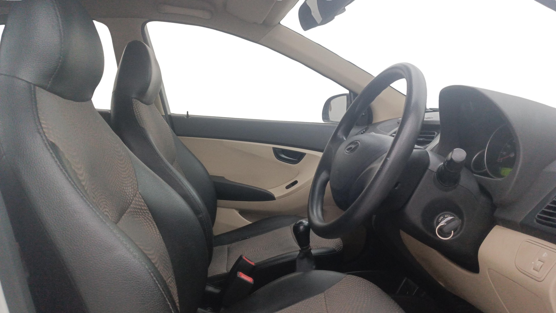 View 2014 Hyundai EON Magna Plus Image 25 Used 2014 Hyundai EON Magna Plus Image 25