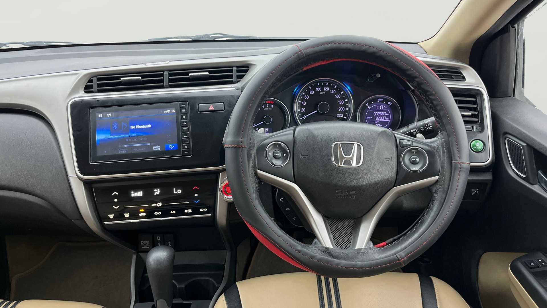 View 2019 Honda City ZX MT Diesel Anniversary Edition Image 13 Used 2019 Honda City ZX MT Diesel Anniversary Edition Image 13