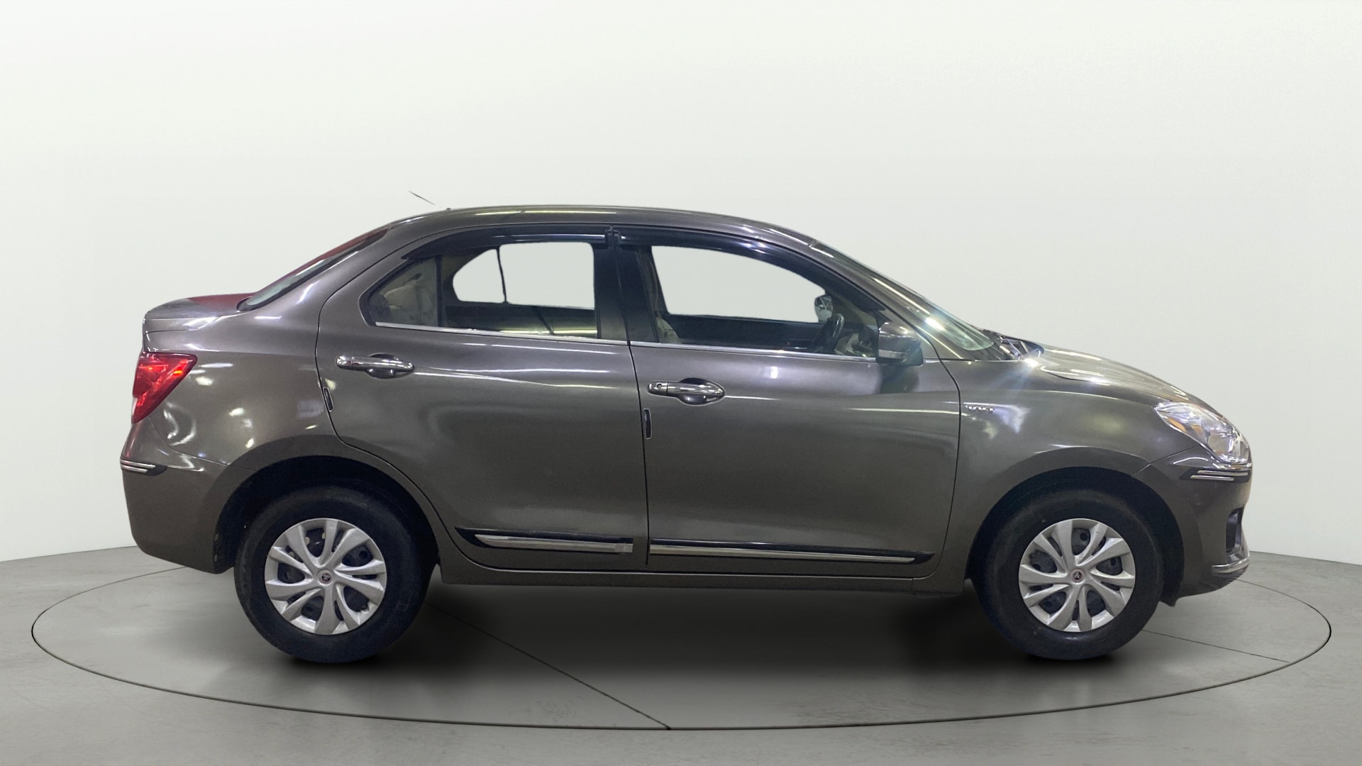 View 2018 Maruti Suzuki 1000 Base Variant Image 29 Used 2018 Maruti Suzuki 1000 Base Variant Image 29