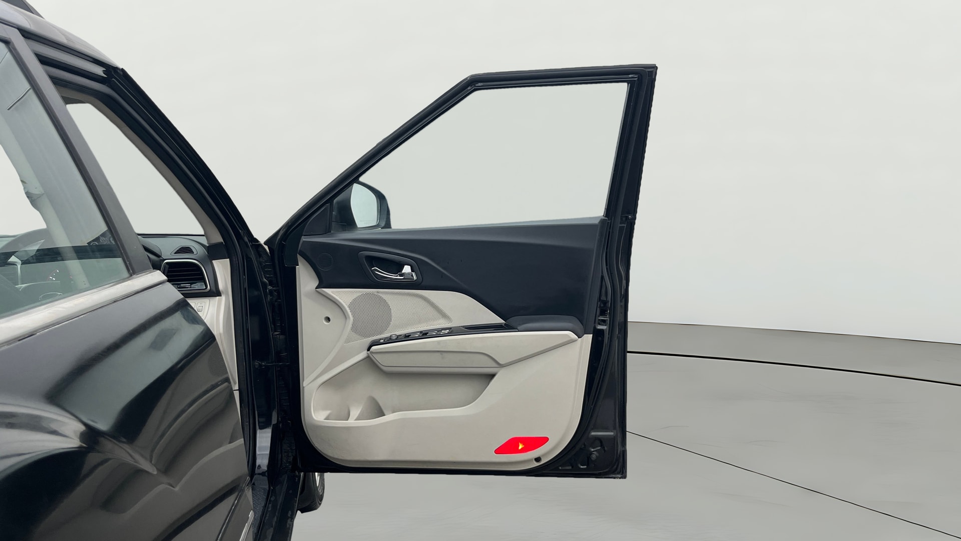 Used 2019 Mahindra XUV300 Used 2019 Mahindra XUV300