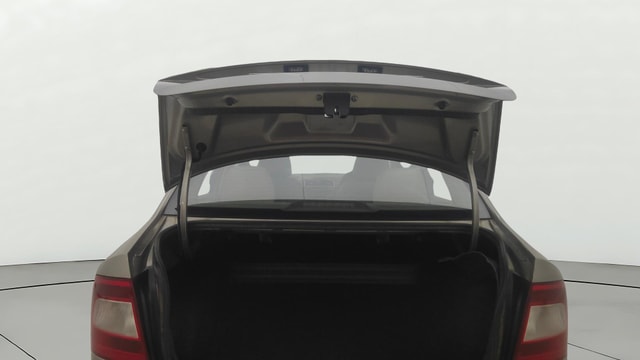 View Skoda Rapid Image 16 Used Skoda Rapid Image 16