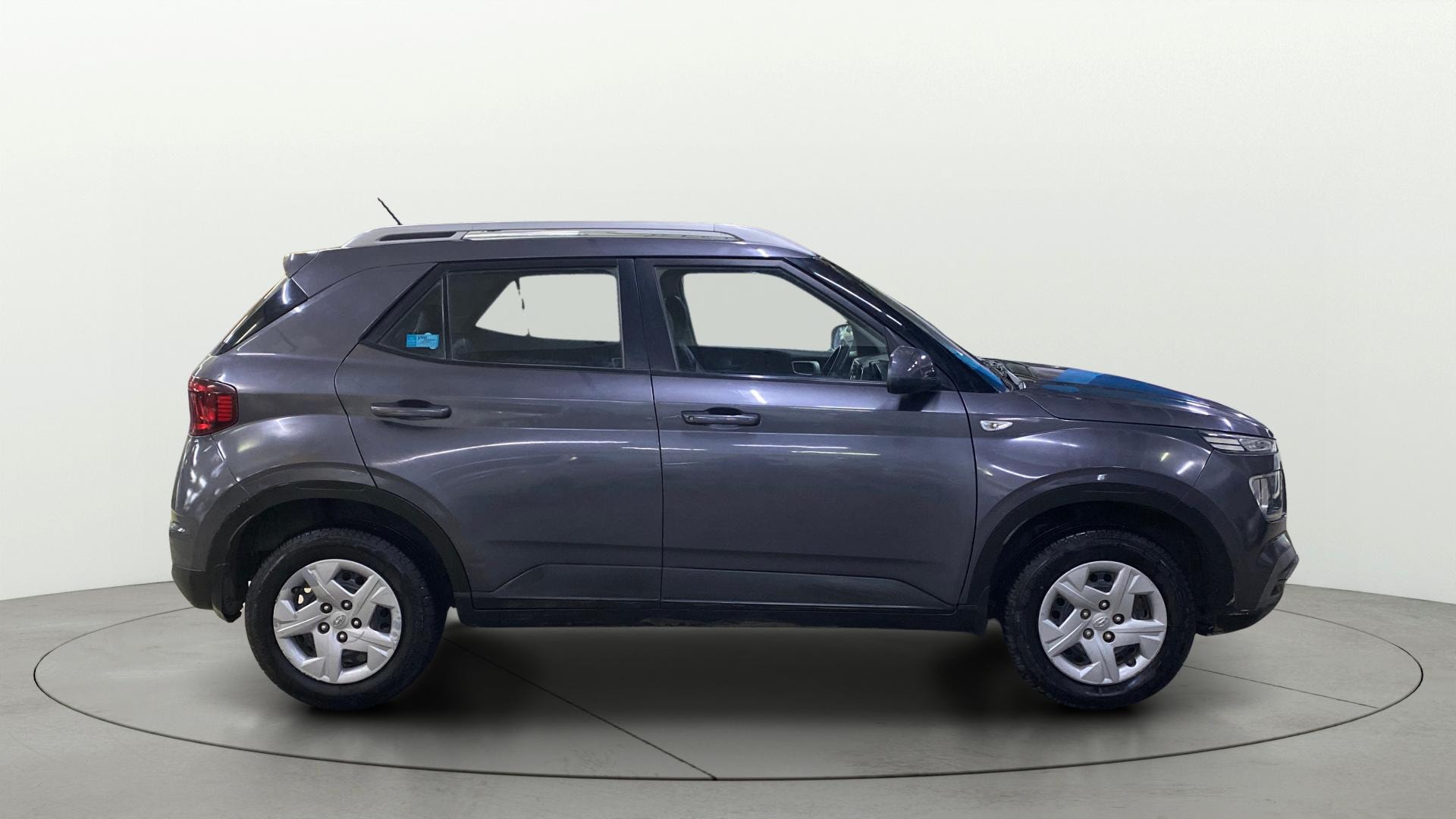 View 2019 Hyundai Venue E 1.2 Petrol BS IV Image 8 Used 2019 Hyundai Venue E 1.2 Petrol BS IV Image 8
