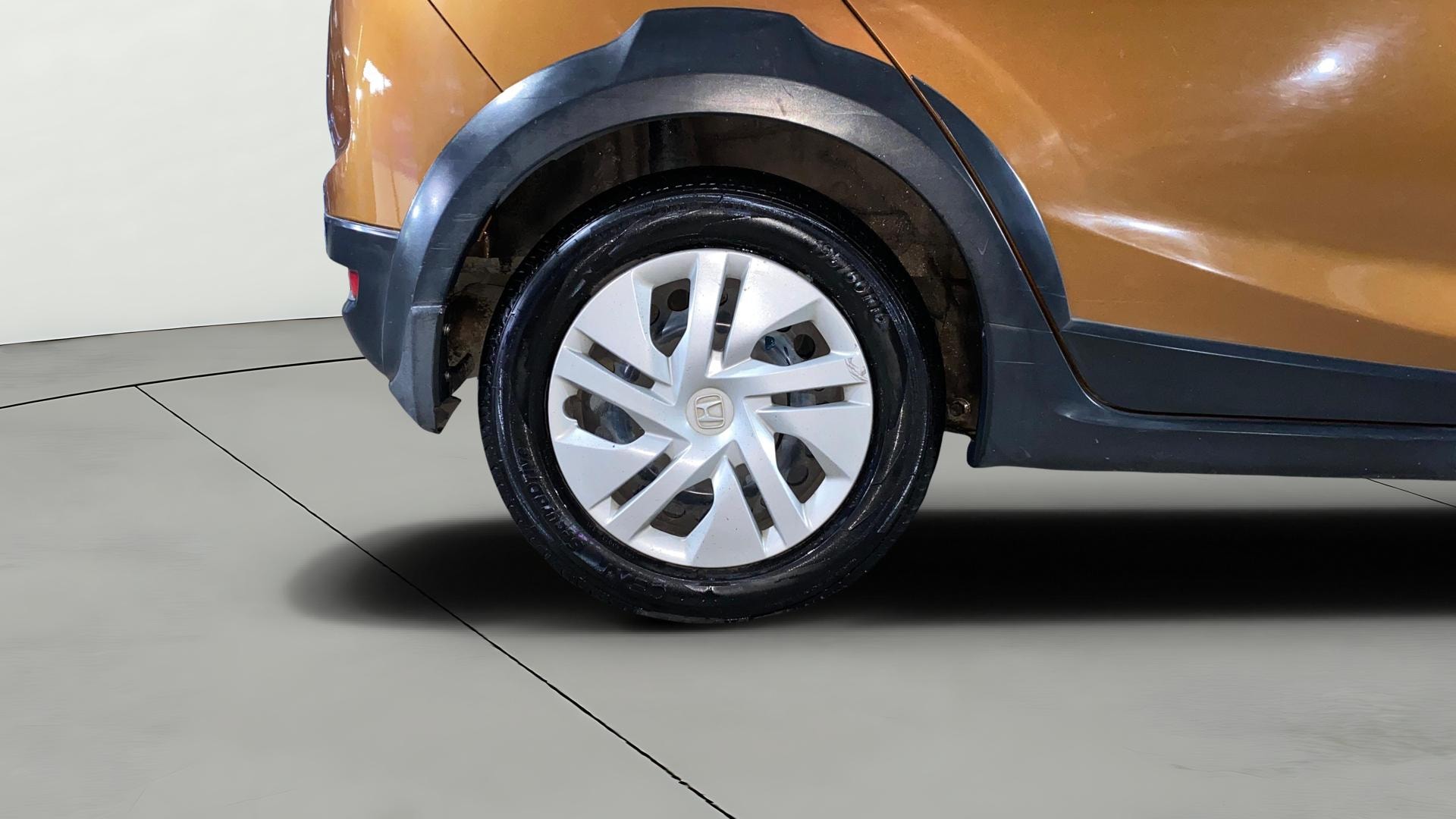 View 2017 Honda WR-V S MT Diesel Edge Edition Image 23 Used 2017 Honda WR-V S MT Diesel Edge Edition Image 23