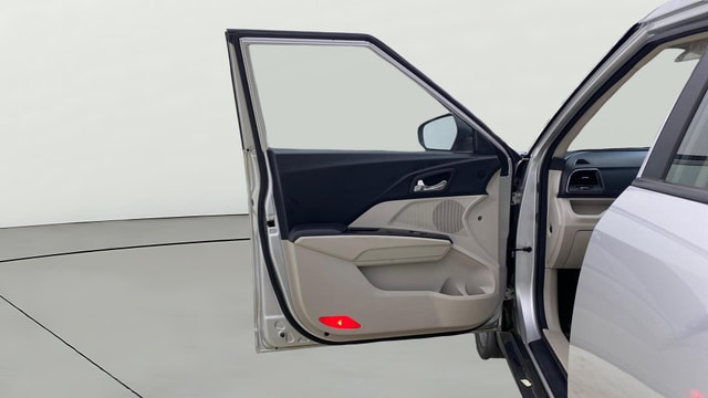 View Mahindra XUV300 Image 39 Used Mahindra XUV300 Image 39