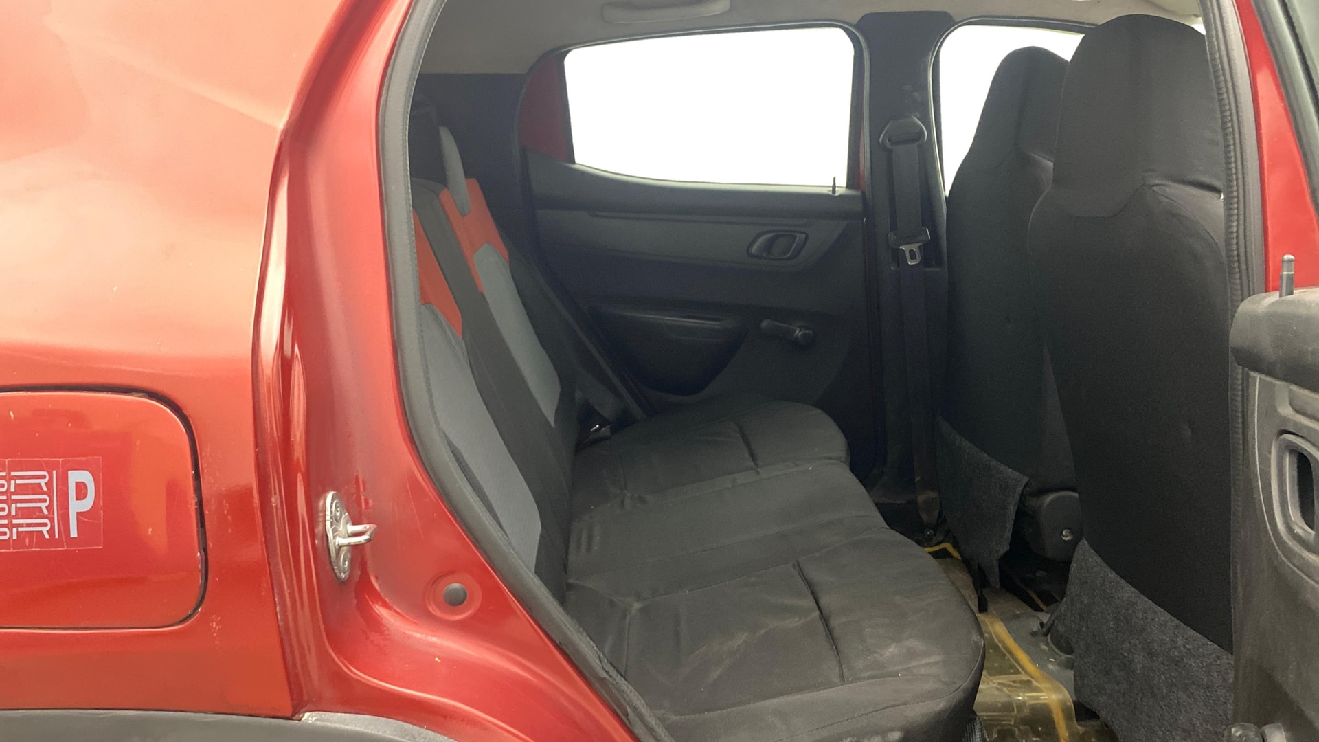 View 2017 Renault Kwid RXT 1.0 Image 28 Used 2017 Renault Kwid RXT 1.0 Image 28