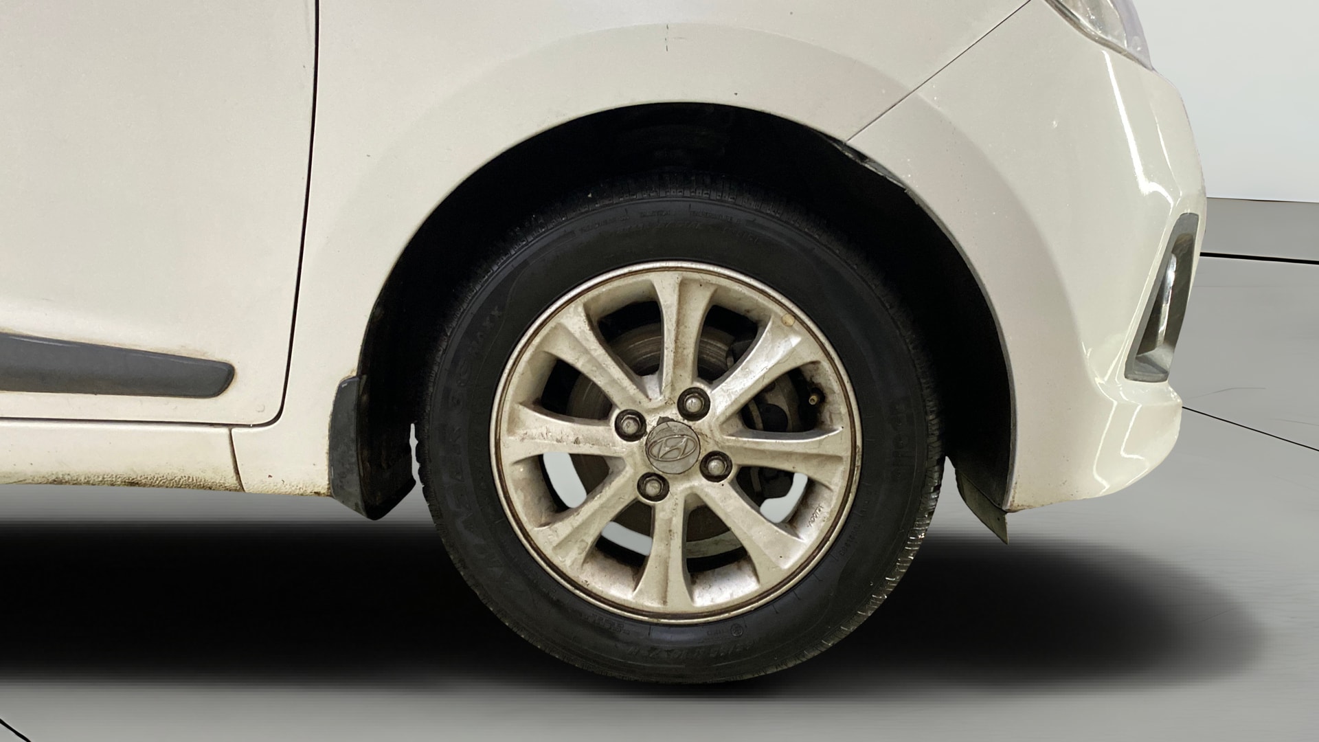 View 2016 Hyundai Grand i10 Asta AT 1.2 Kappa VTVT Image 40 Used 2016 Hyundai Grand i10 Asta AT 1.2 Kappa VTVT Image 40