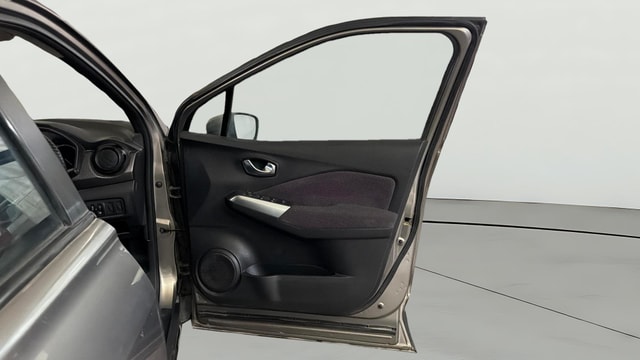 View Nissan Kicks Image 44 Used Nissan Kicks Image 44