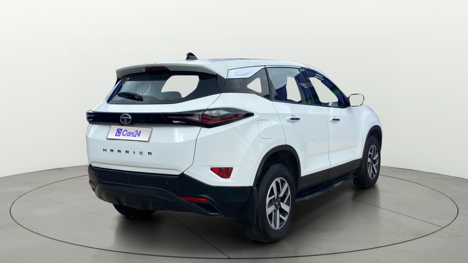View 2023 Tata Harrier XE Image 45 Used 2023 Tata Harrier XE Image 45