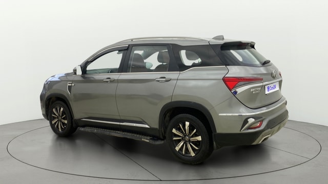 View MG Hector Plus Image 2 Used MG Hector Plus Image 2