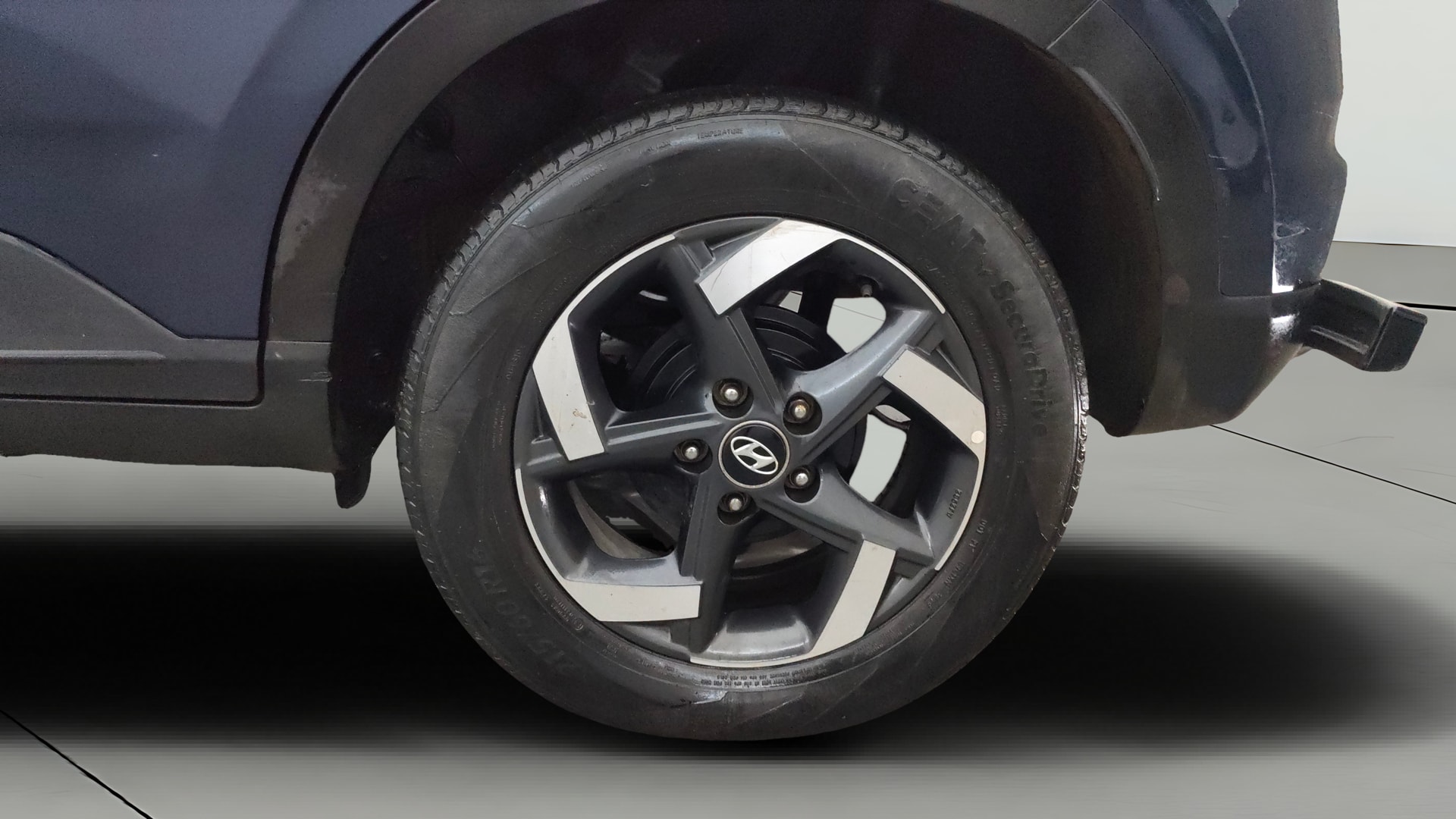 View 2019 Hyundai Venue SX Plus 1.0 Petrol AT Image 12 Used 2019 Hyundai Venue SX Plus 1.0 Petrol AT Image 12