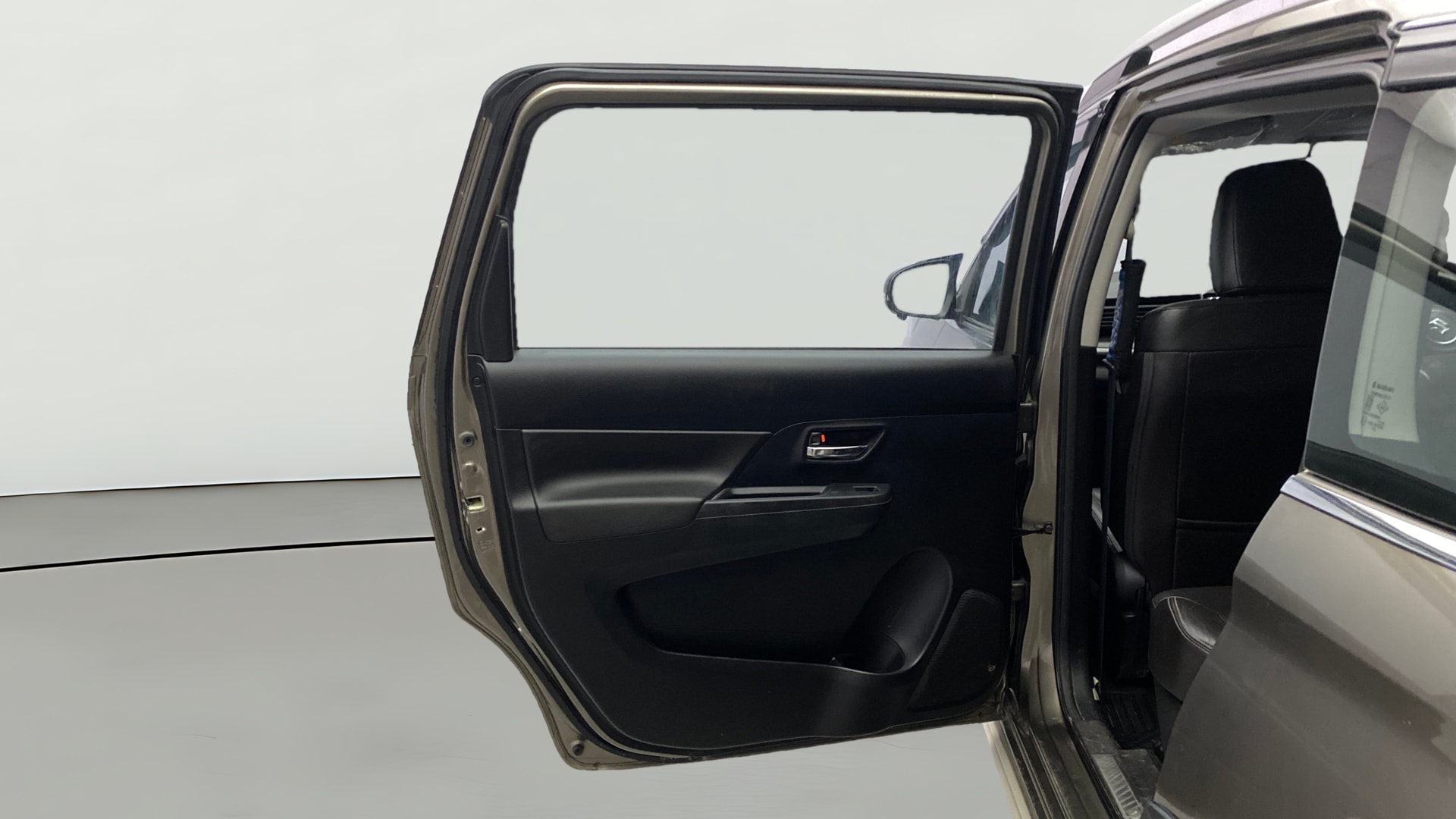 View 2020 Maruti Suzuki 1000 Base Variant Image 24 Used 2020 Maruti Suzuki 1000 Base Variant Image 24