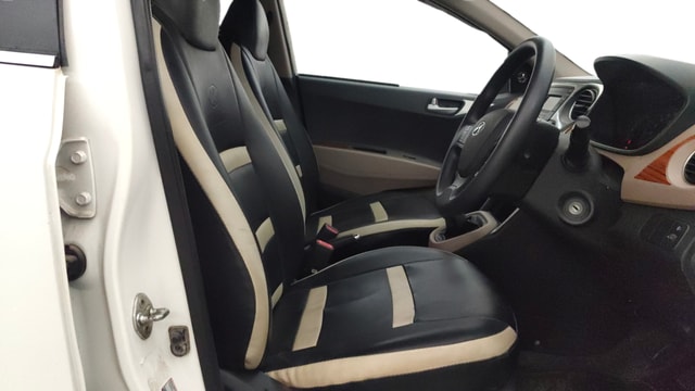 View Hyundai Xcent Image 26 Used Hyundai Xcent Image 26