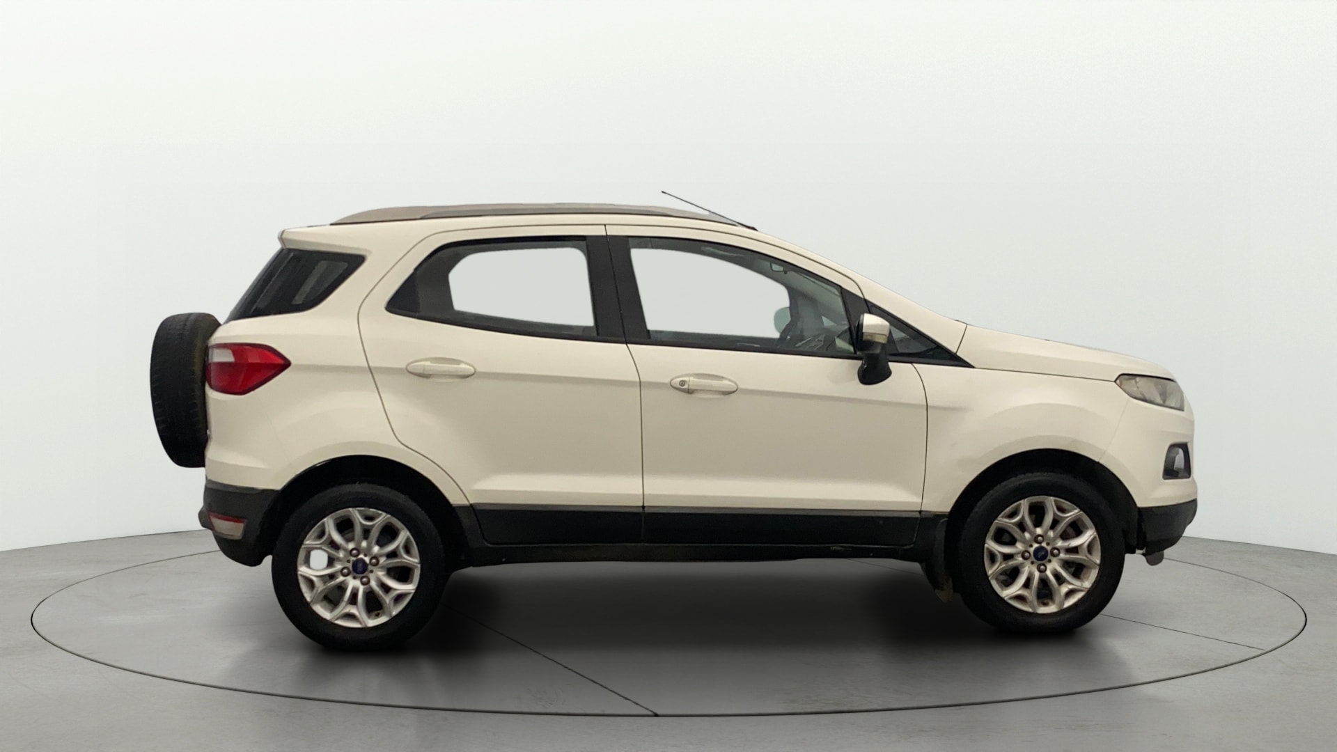 View 2015 Ford EcoSport 1.5 TDCi Diesel Ambiente BS IV Image 8 Used 2015 Ford EcoSport 1.5 TDCi Diesel Ambiente BS IV Image 8