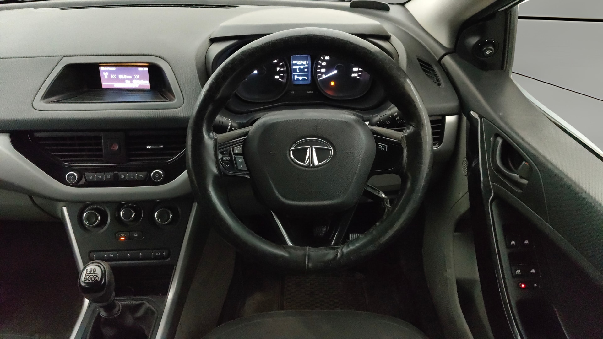 View 2018 Tata Nexon Revotron XM Image 20 Used 2018 Tata Nexon Revotron XM Image 20