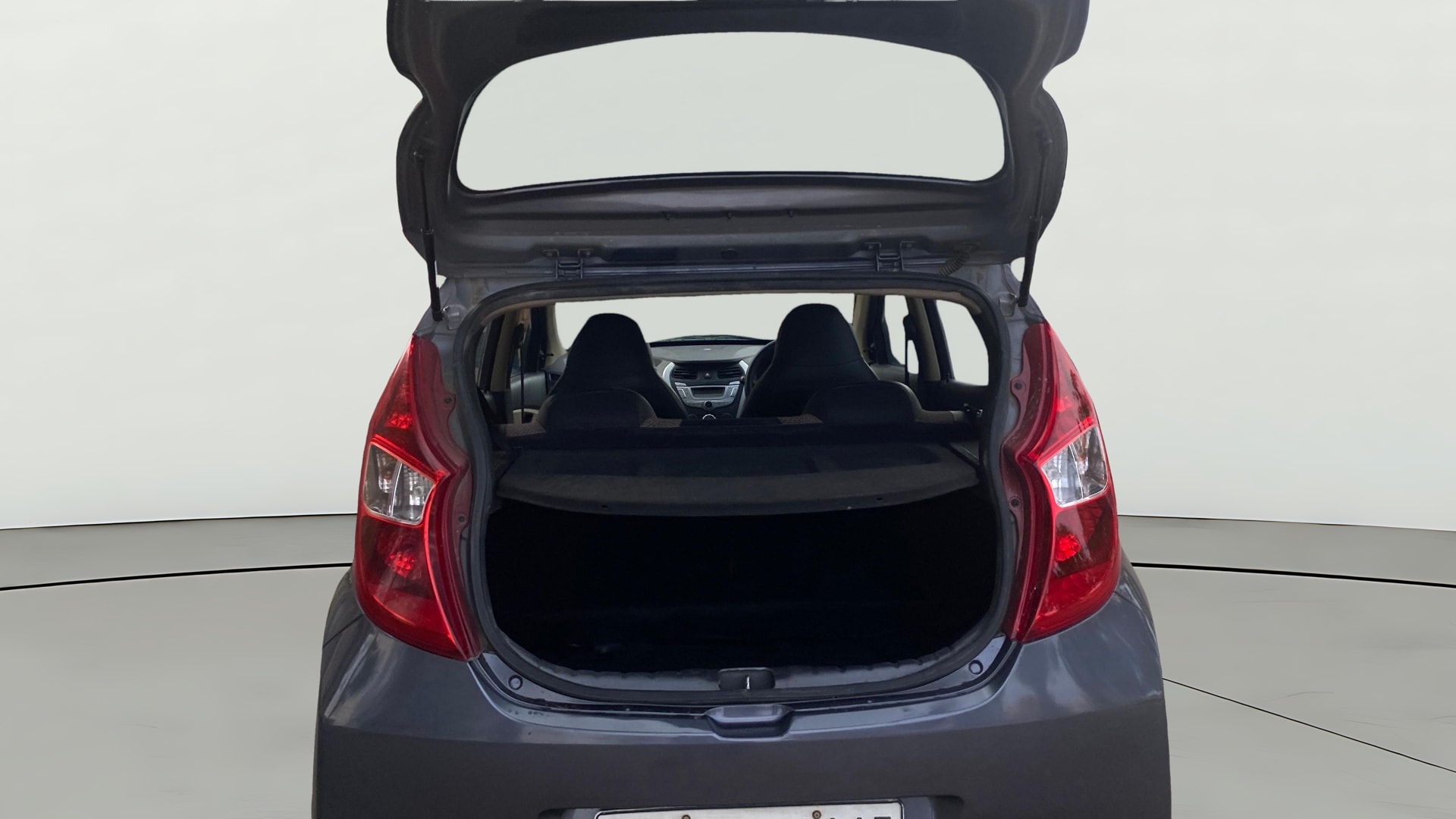 View 2017 Hyundai EON Magna Plus Image 37 Used 2017 Hyundai EON Magna Plus Image 37