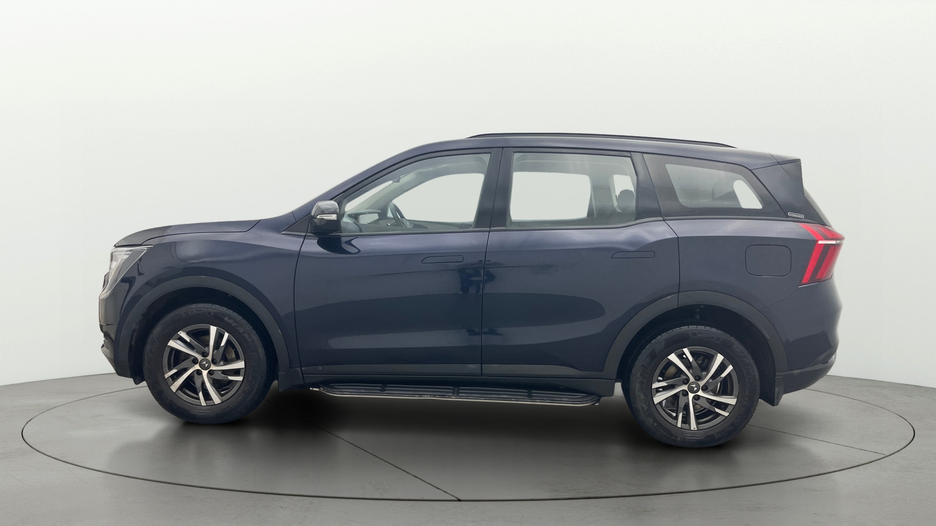 Used 2022 Mahindra XUV700 Used 2022 Mahindra XUV700