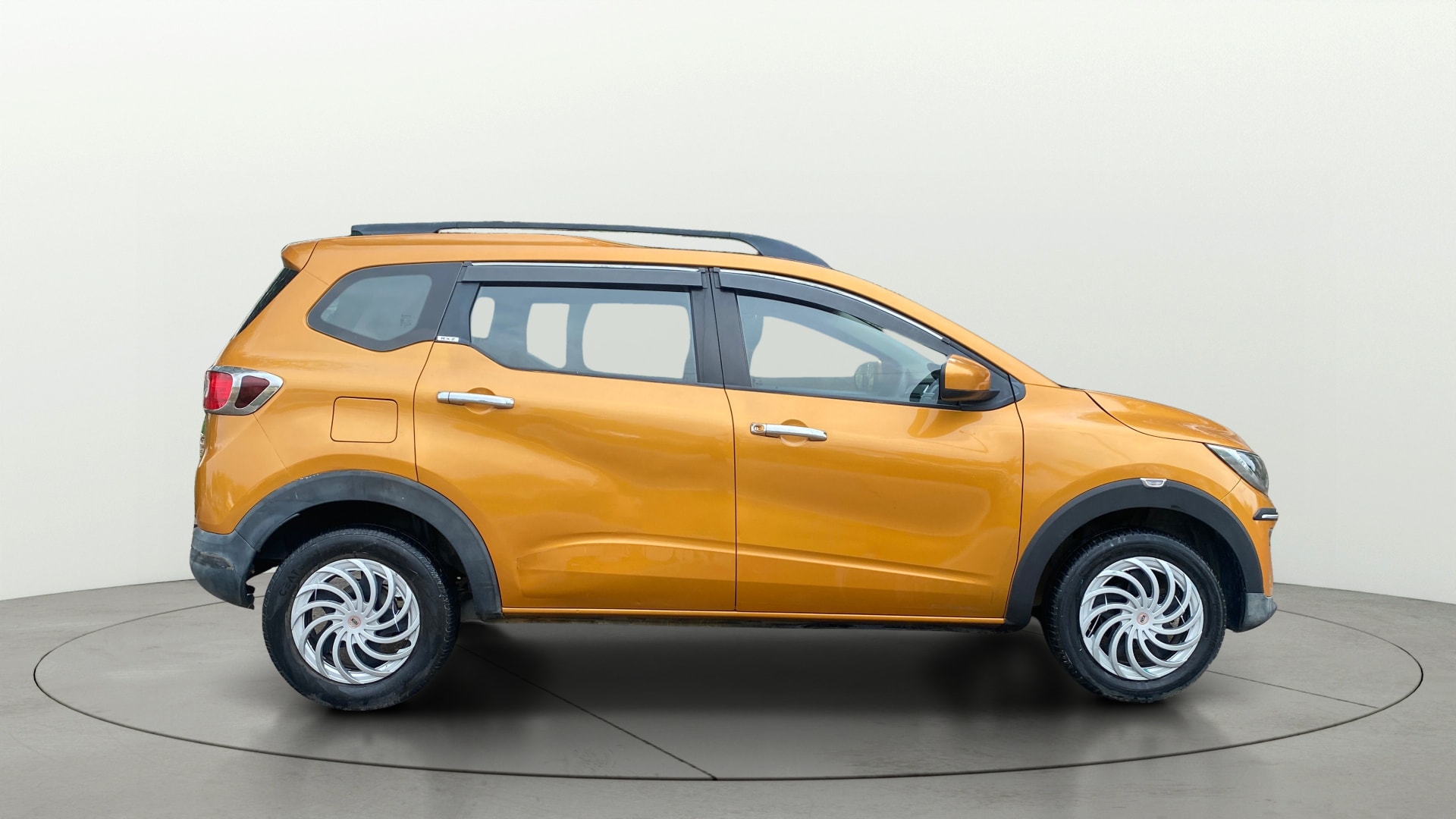 Used 2019 Renault Triber Used 2019 Renault Triber