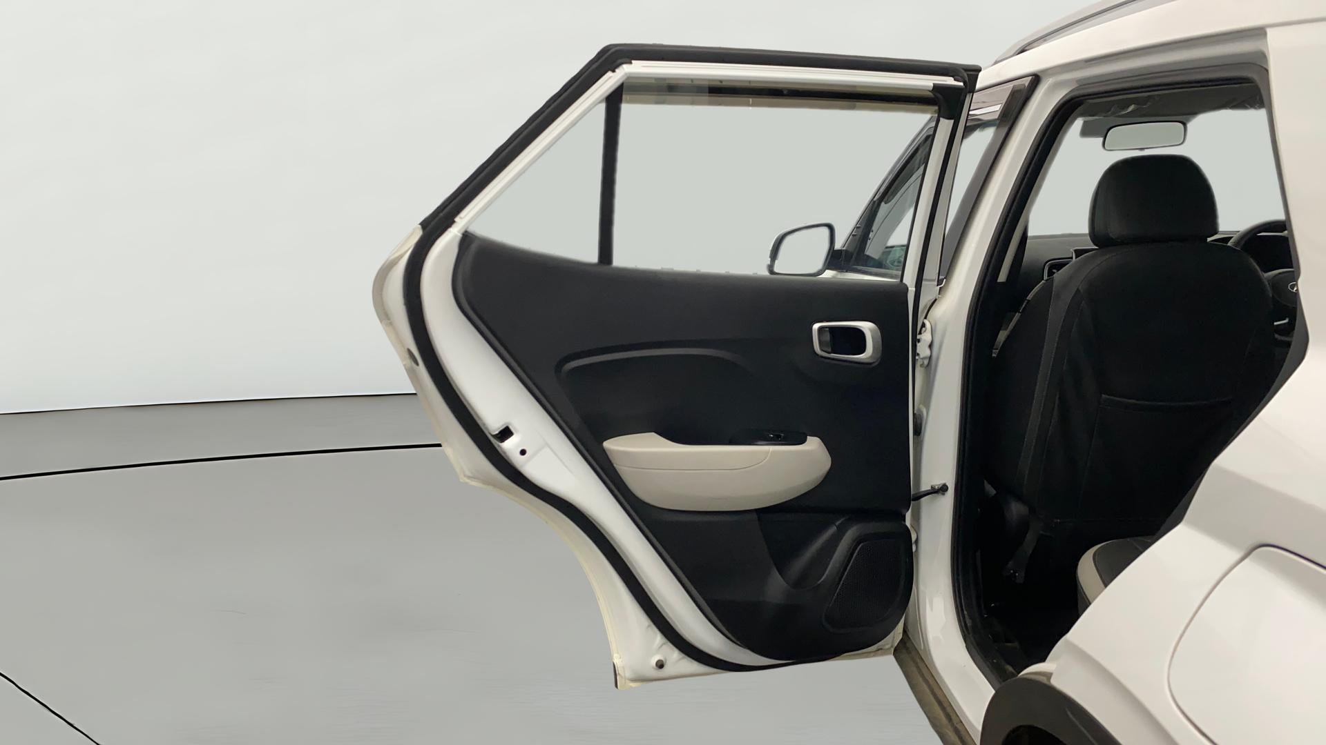 View 2024 Hyundai Venue S (O) 1.0 Turbo Petrol DCT Image 22 Used 2024 Hyundai Venue S (O) 1.0 Turbo Petrol DCT Image 22