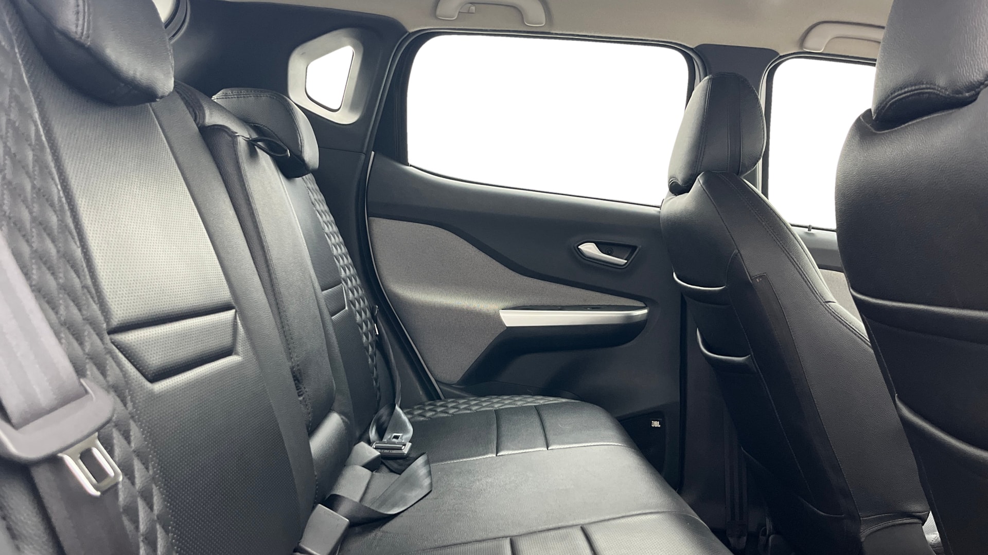 View 2022 Nissan Magnite XV Image 29 Used 2022 Nissan Magnite XV Image 29