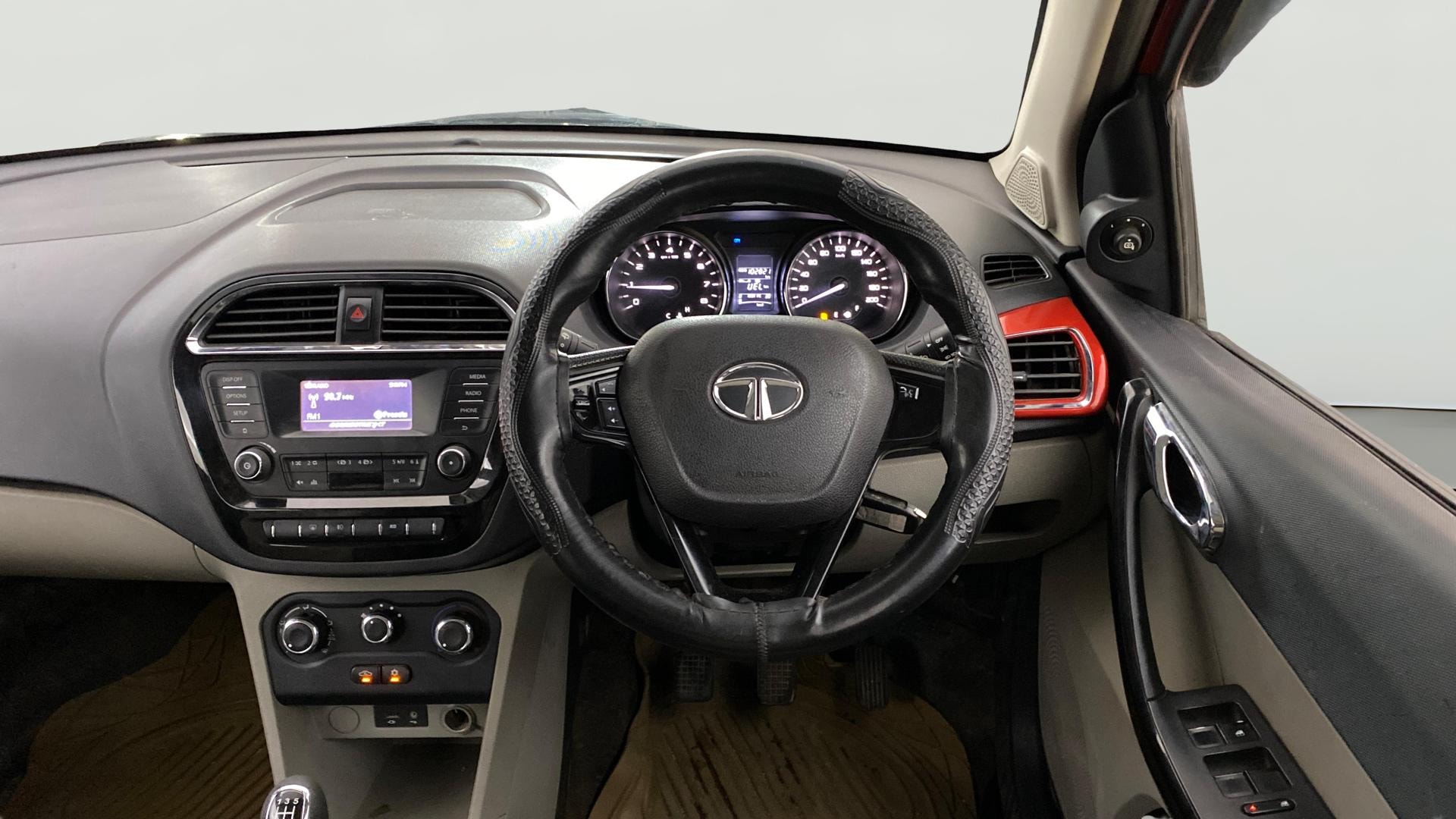 View 2019 Tata Tiago Revotorq XZ Image 20 Used 2019 Tata Tiago Revotorq XZ Image 20
