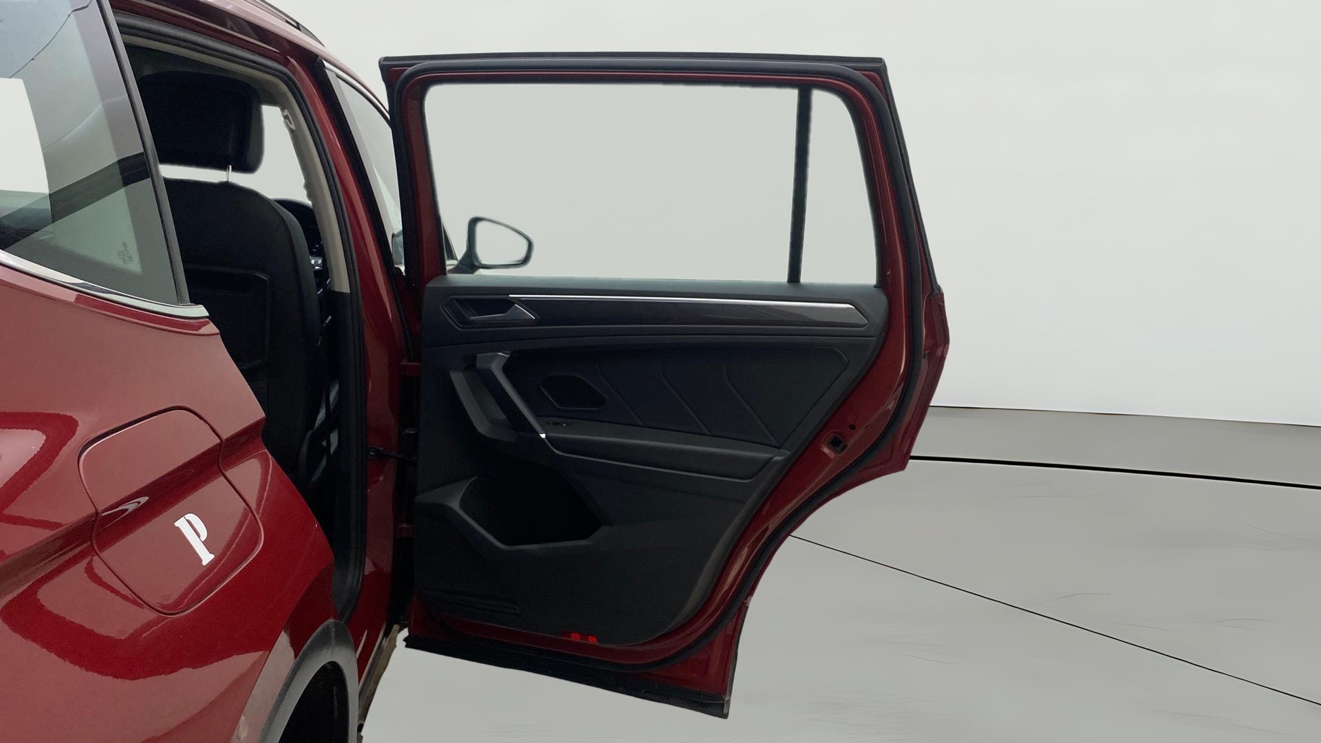 View 2021 Volkswagen Tiguan AllSpace 2.0 TSI Image 5 Used 2021 Volkswagen Tiguan AllSpace 2.0 TSI Image 5