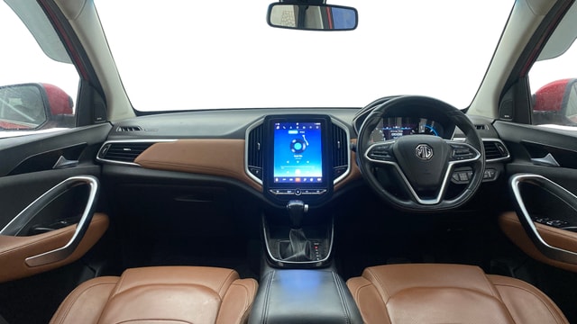 View MG Hector Plus Image 32 Used MG Hector Plus Image 32