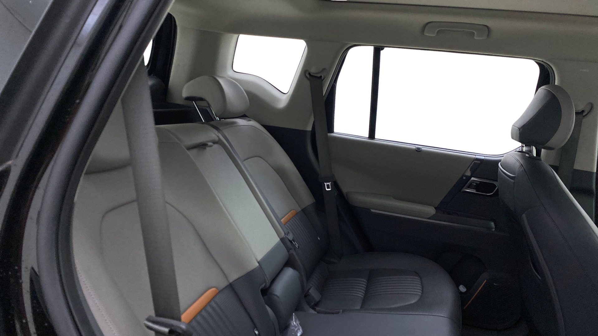 View 2025 Kia Syros HTX Plus (O) AT Diesel Image 30 Used 2025 Kia Syros HTX Plus (O) AT Diesel Image 30