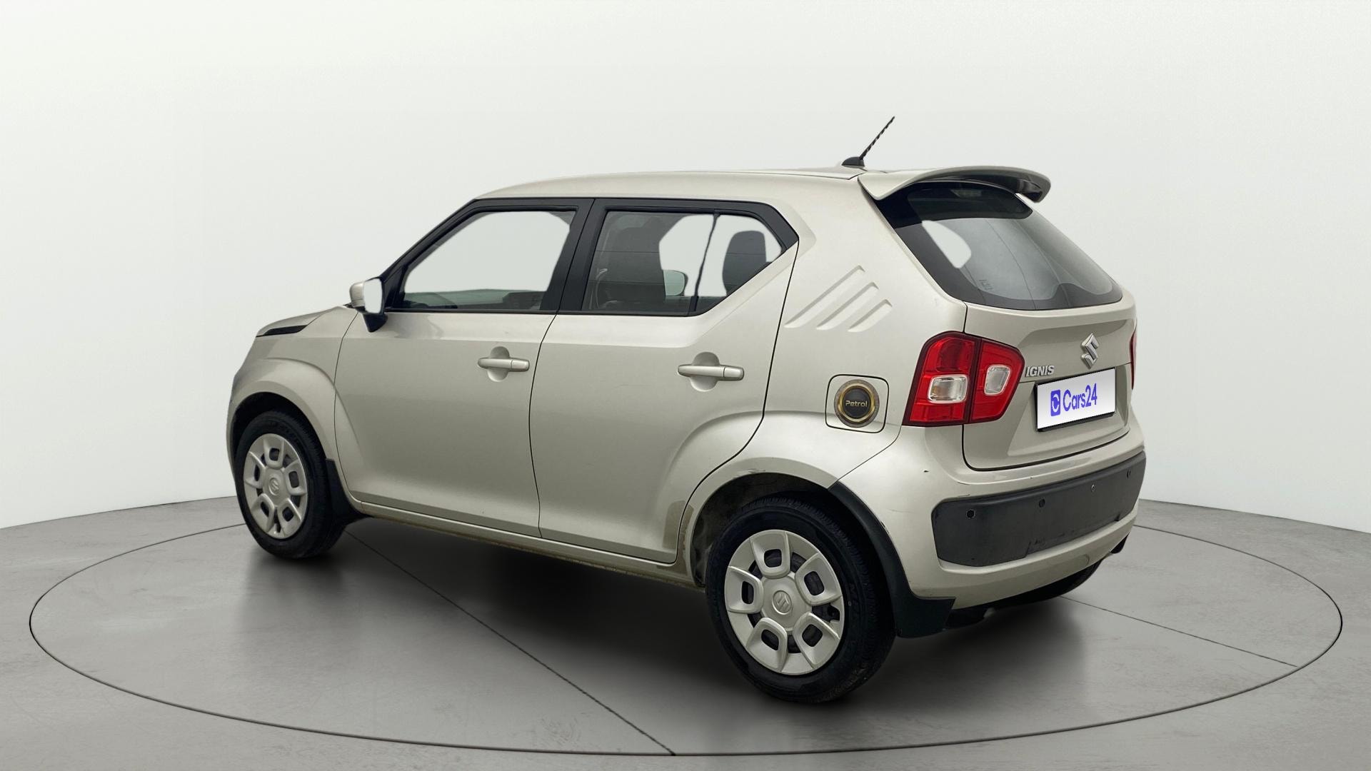 View 2018 Maruti Suzuki 1000 Base Variant Image 2 Used 2018 Maruti Suzuki 1000 Base Variant Image 2