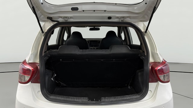 View Hyundai Grand i10 Image 37 Used Hyundai Grand i10 Image 37