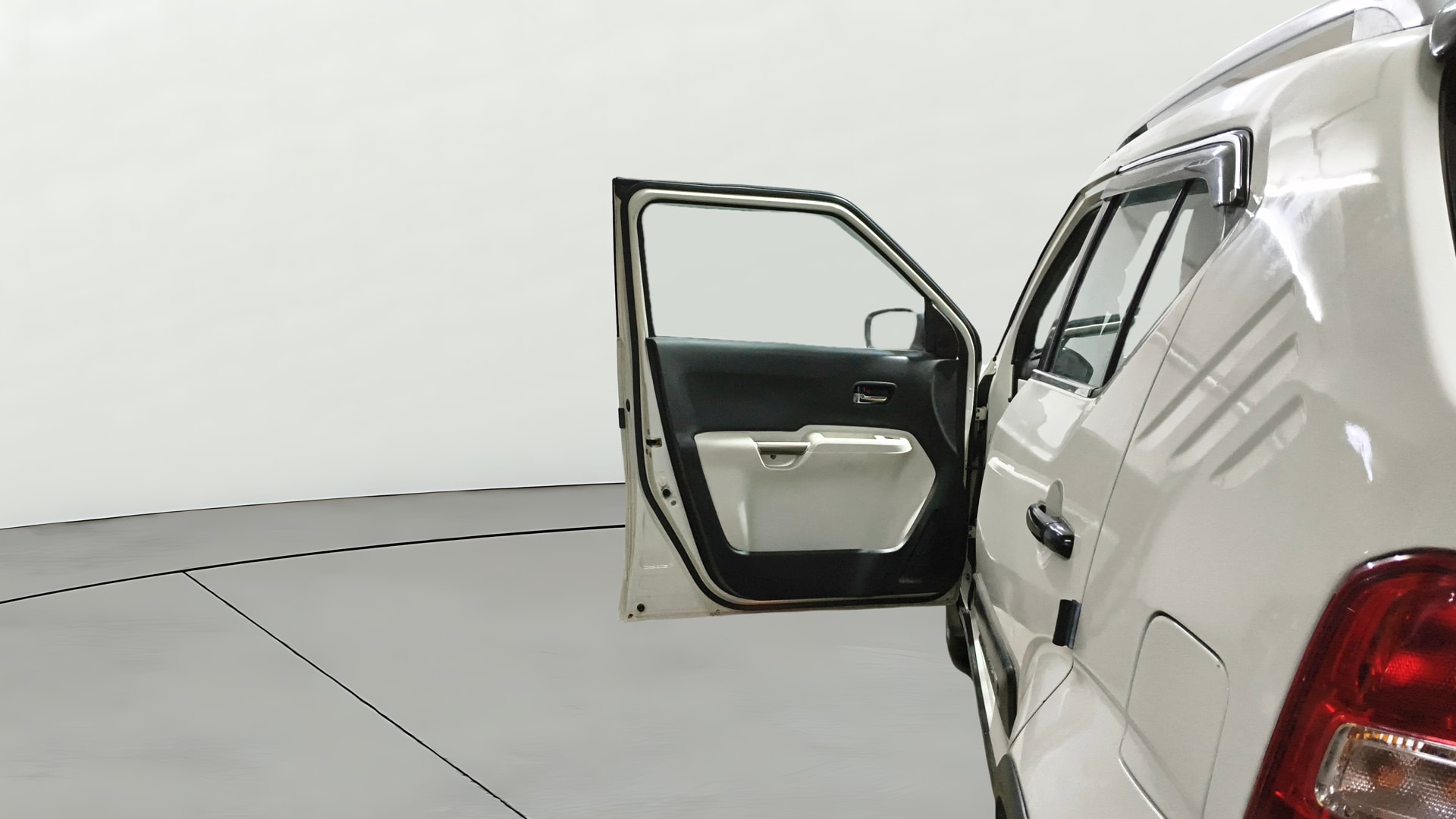 View 2018 Maruti Suzuki 1000 Base Variant Image 31 Used 2018 Maruti Suzuki 1000 Base Variant Image 31