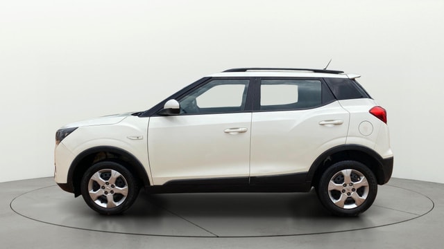 View Mahindra XUV300 Image 5 Used Mahindra XUV300 Image 5