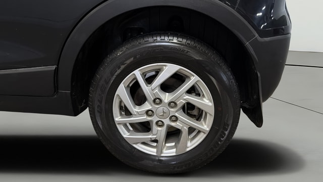 View Mahindra XUV300 Image 8 Used Mahindra XUV300 Image 8