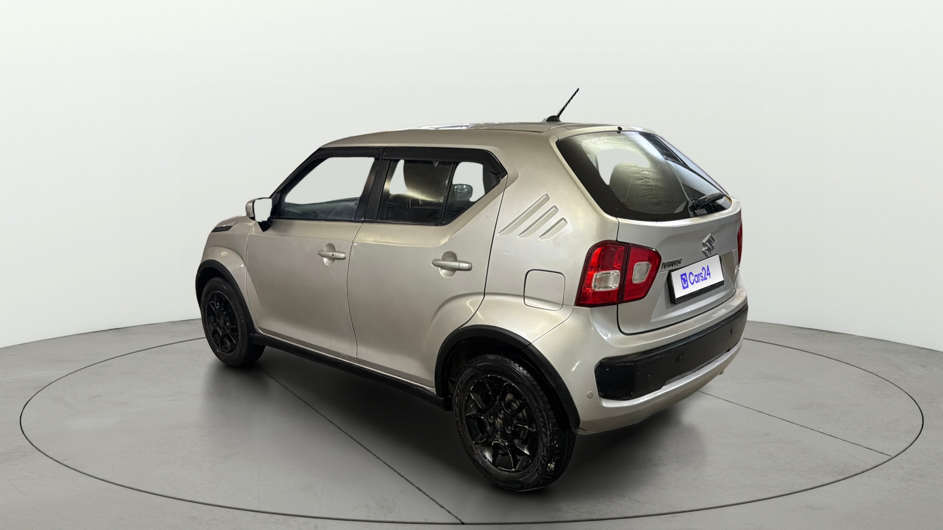 View 2018 Maruti Suzuki 1000 Base Variant Image 2 Used 2018 Maruti Suzuki 1000 Base Variant Image 2