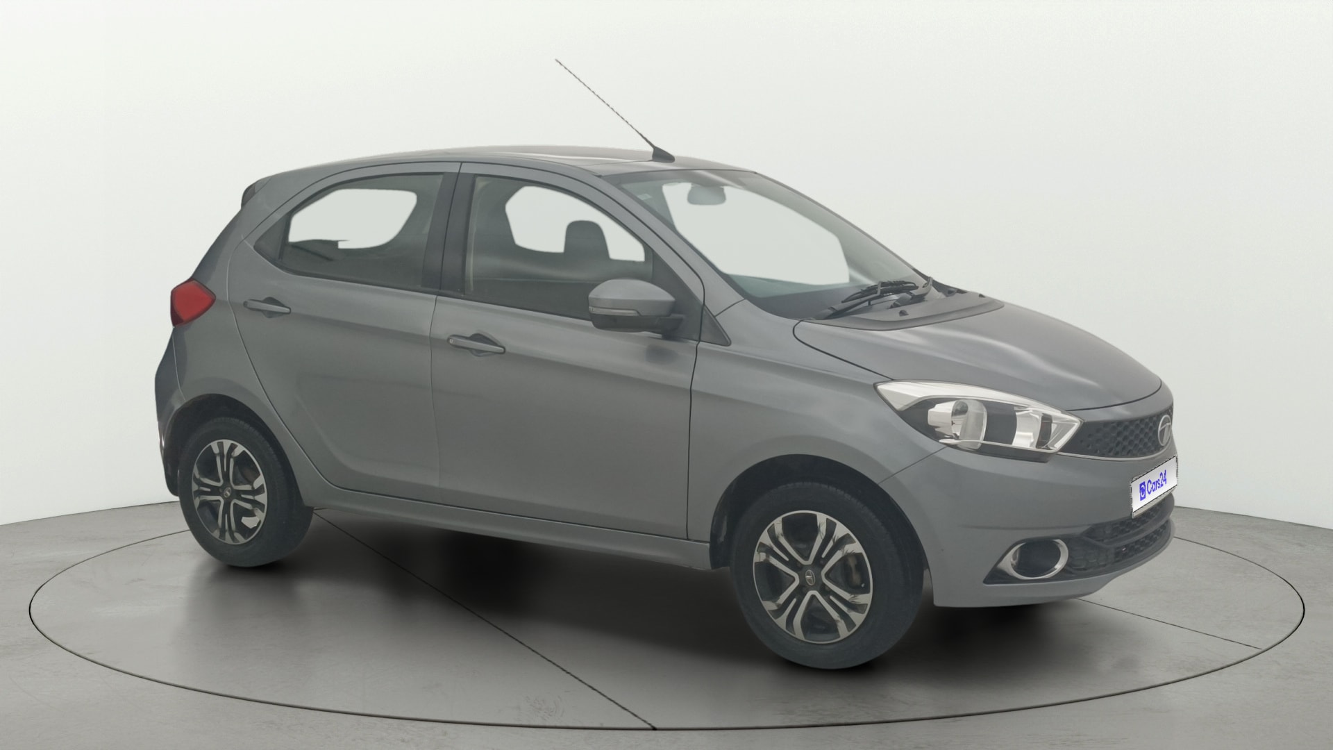 View 2019 Tata Tiago Revotorq XB Image 35 Used 2019 Tata Tiago Revotorq XB Image 35