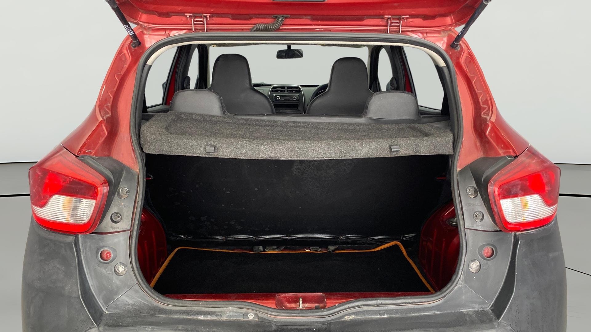 View 2015 Renault Kwid RXE Image 36 Used 2015 Renault Kwid RXE Image 36