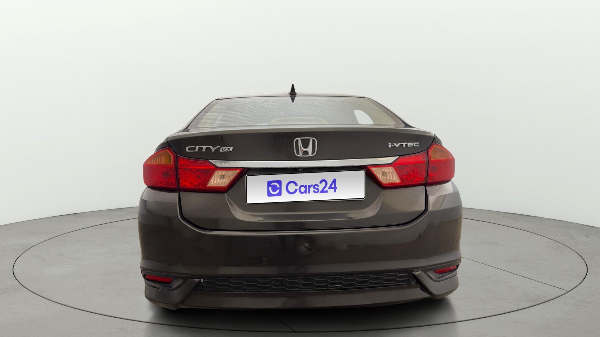 View 2017 Honda City ZX MT Diesel Anniversary Edition Image 42 Used 2017 Honda City ZX MT Diesel Anniversary Edition Image 42