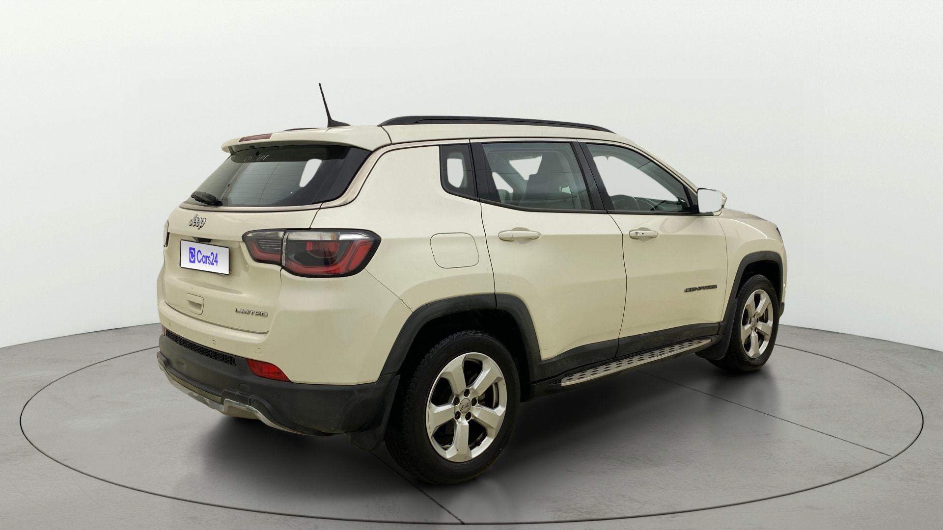 View 2019 Jeep Compass Limited 1.4 Multi AIR Petrol DDCT AT BS IV Image 44 Used 2019 Jeep Compass Limited 1.4 Multi AIR Petrol DDCT AT BS IV Image 44
