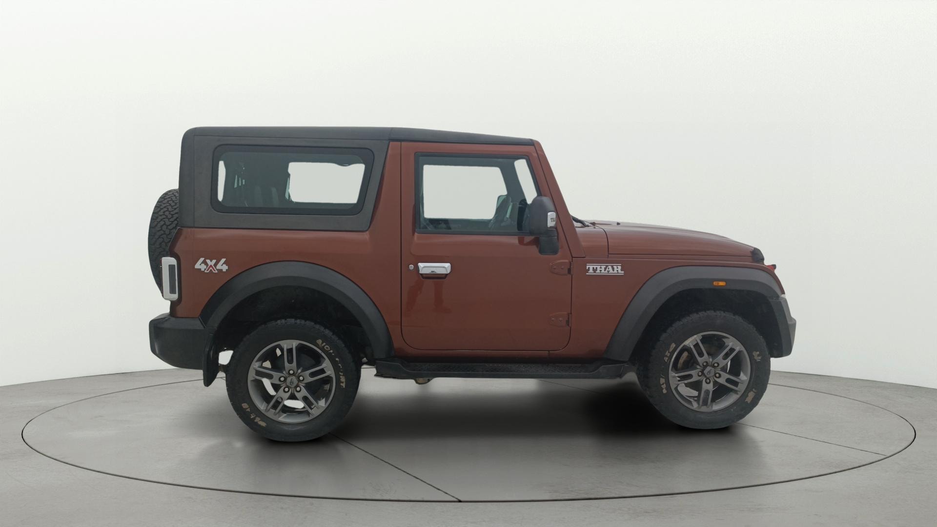 View 2021 Mahindra Thar AX Standard Manual Soft Top 6 Seater Image 9 Used 2021 Mahindra Thar AX Standard Manual Soft Top 6 Seater Image 9