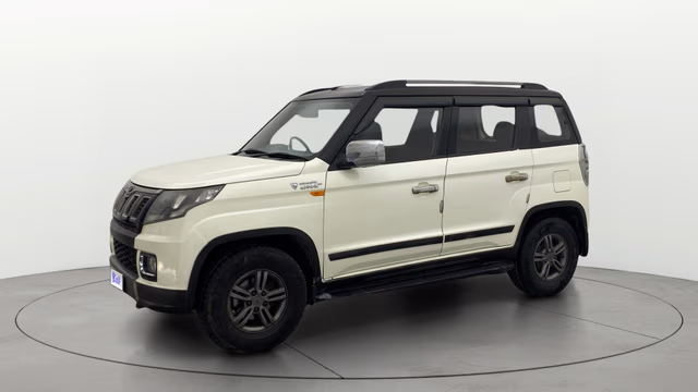 View Mahindra TUV300 Image 35 Used Mahindra TUV300 Image 35