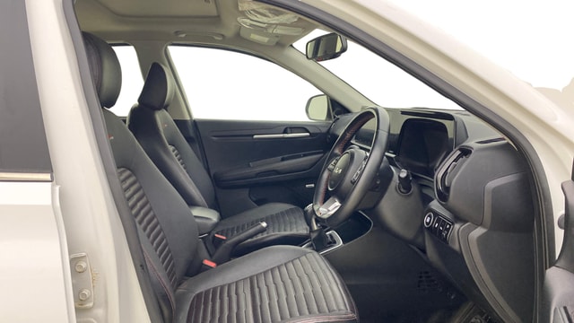 View Kia Sonet Image 18 Used Kia Sonet Image 18