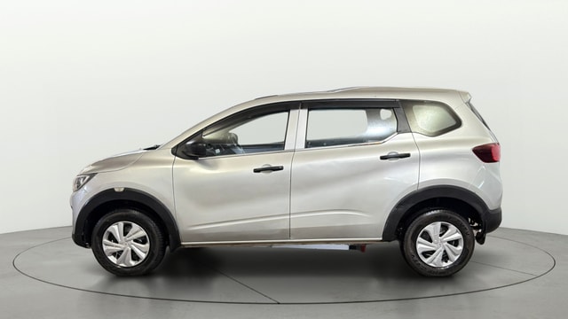 View Renault Triber Image 5 Used Renault Triber Image 5