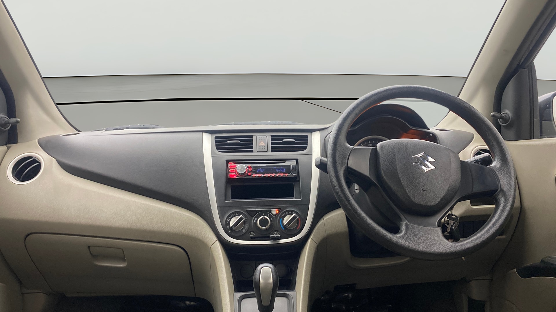 View 2015 Maruti Suzuki 1000 Base Variant Image 17 Used 2015 Maruti Suzuki 1000 Base Variant Image 17
