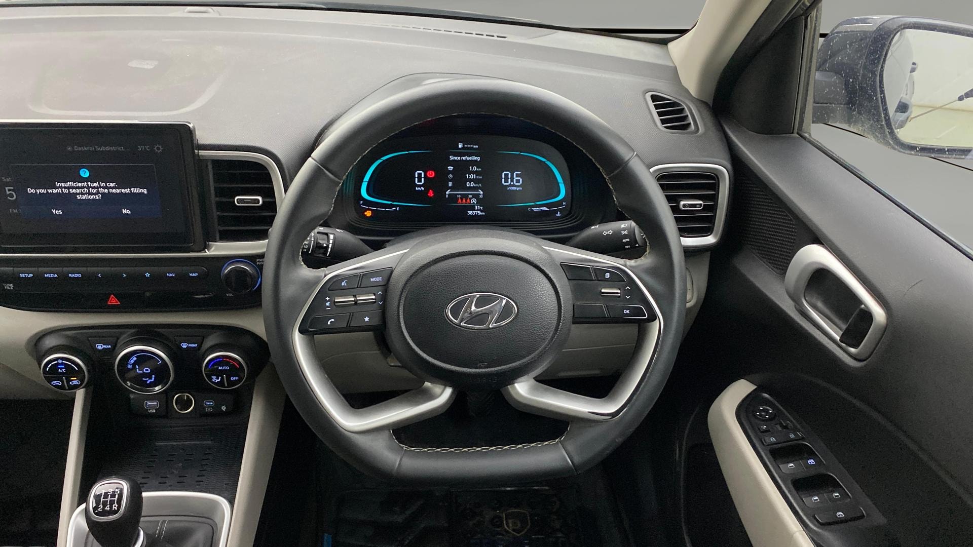 Used 2024 Hyundai Venue Used 2024 Hyundai Venue