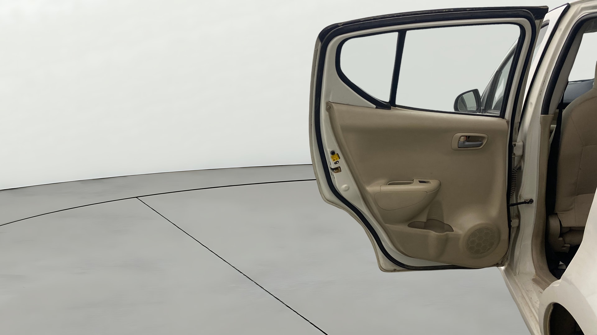 View 2013 Maruti Suzuki 1000 Base Variant Image 22 Used 2013 Maruti Suzuki 1000 Base Variant Image 22