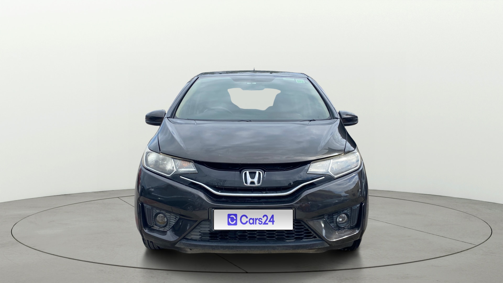 View 2016 Honda Jazz E MT Diesel Image 1 Used 2016 Honda Jazz E MT Diesel Image 1
