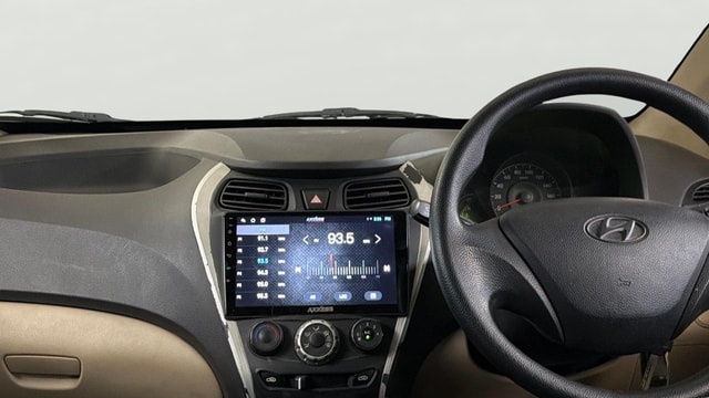 View Hyundai EON Image 17 Used Hyundai EON Image 17
